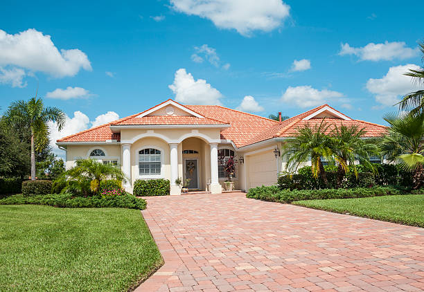 Best Interlocking Driveway Pavers  in Stowell, TX